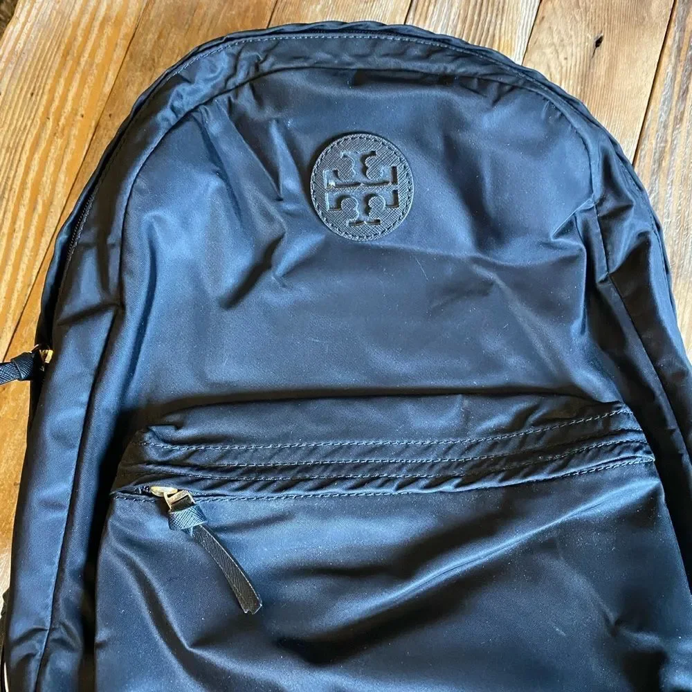 Tory Burch measurements 13x10